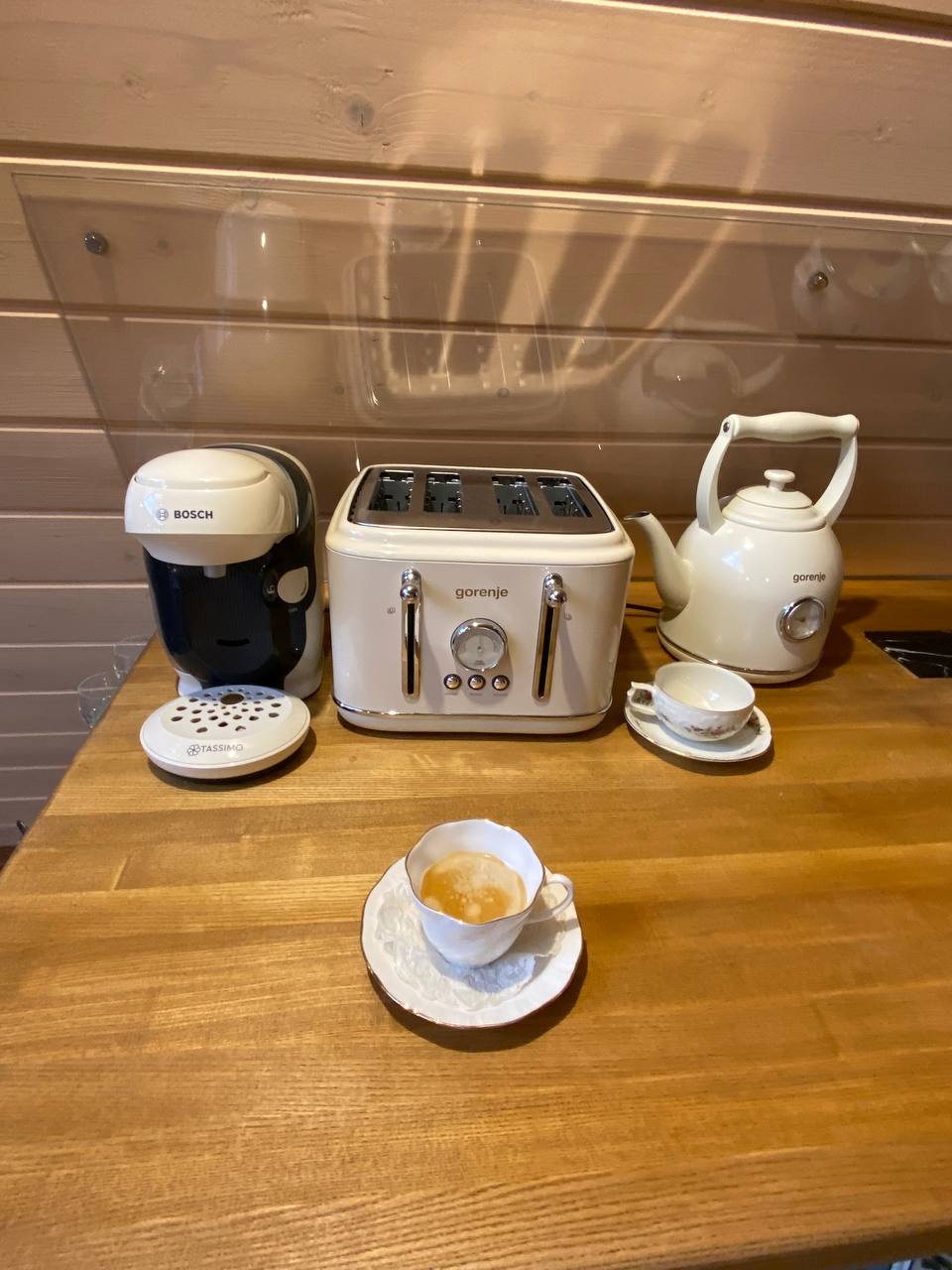 photo_5397872919058705161_y