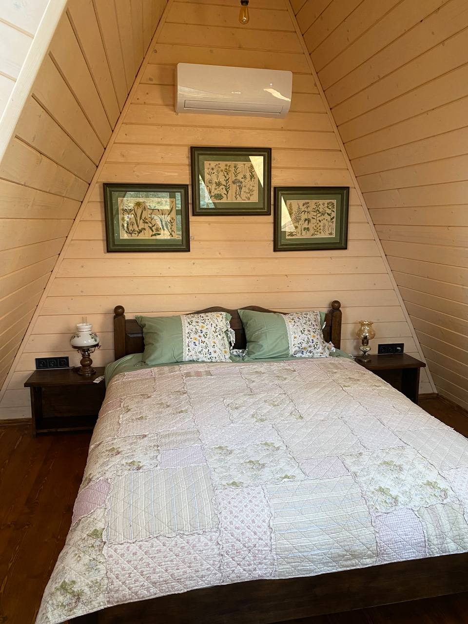 photo_5397872919058705163_y