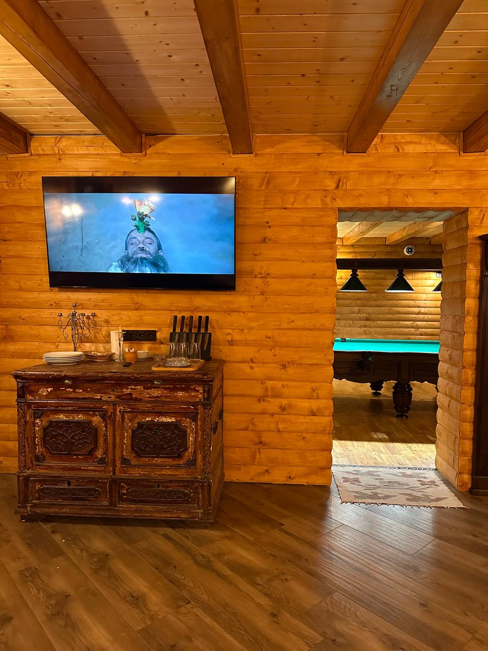 photo_5409210550388388259_y