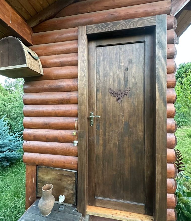 photo_5413362323474740698_y